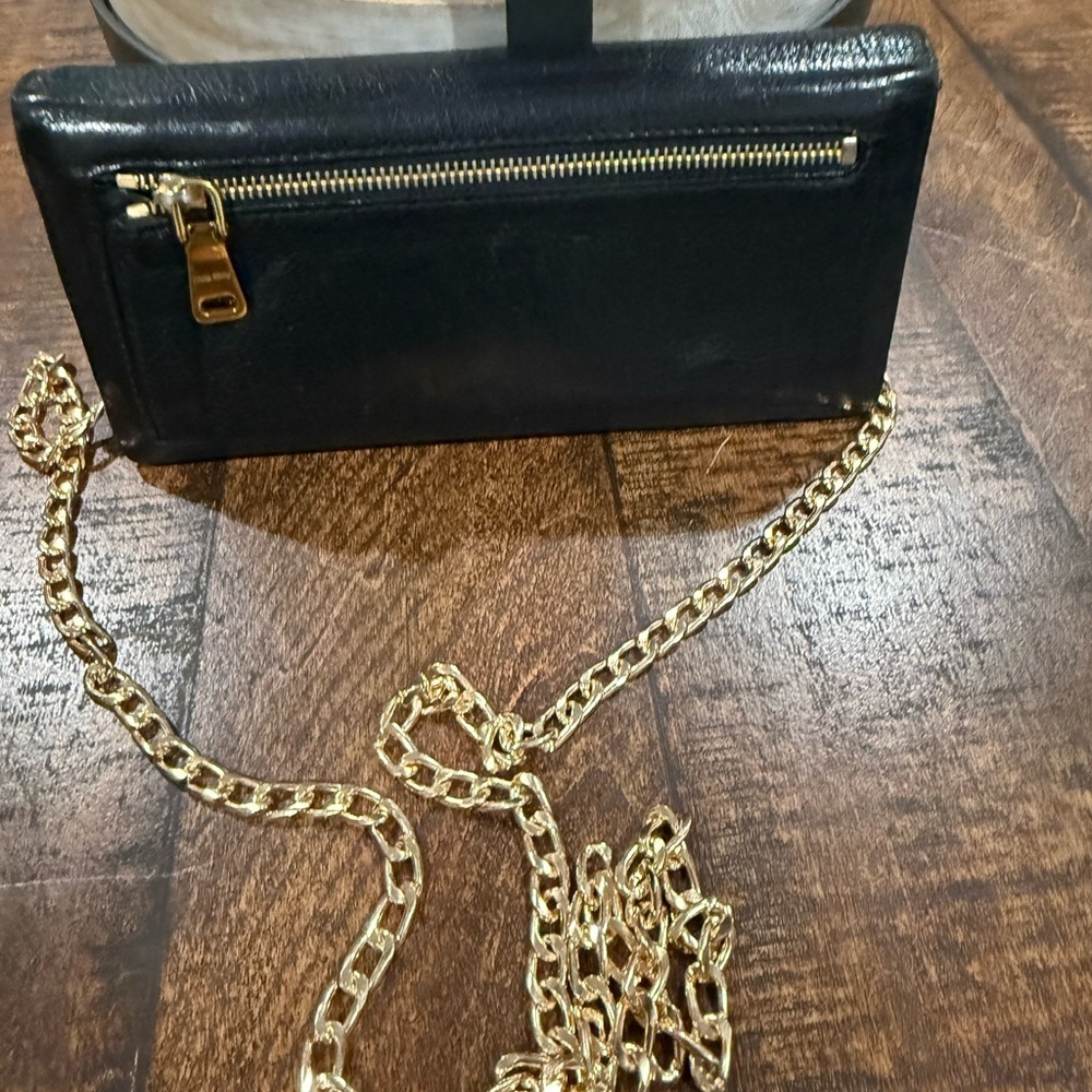 Miu Miu Black Leather Bifold wallet with card holder - Picture 7 of 10